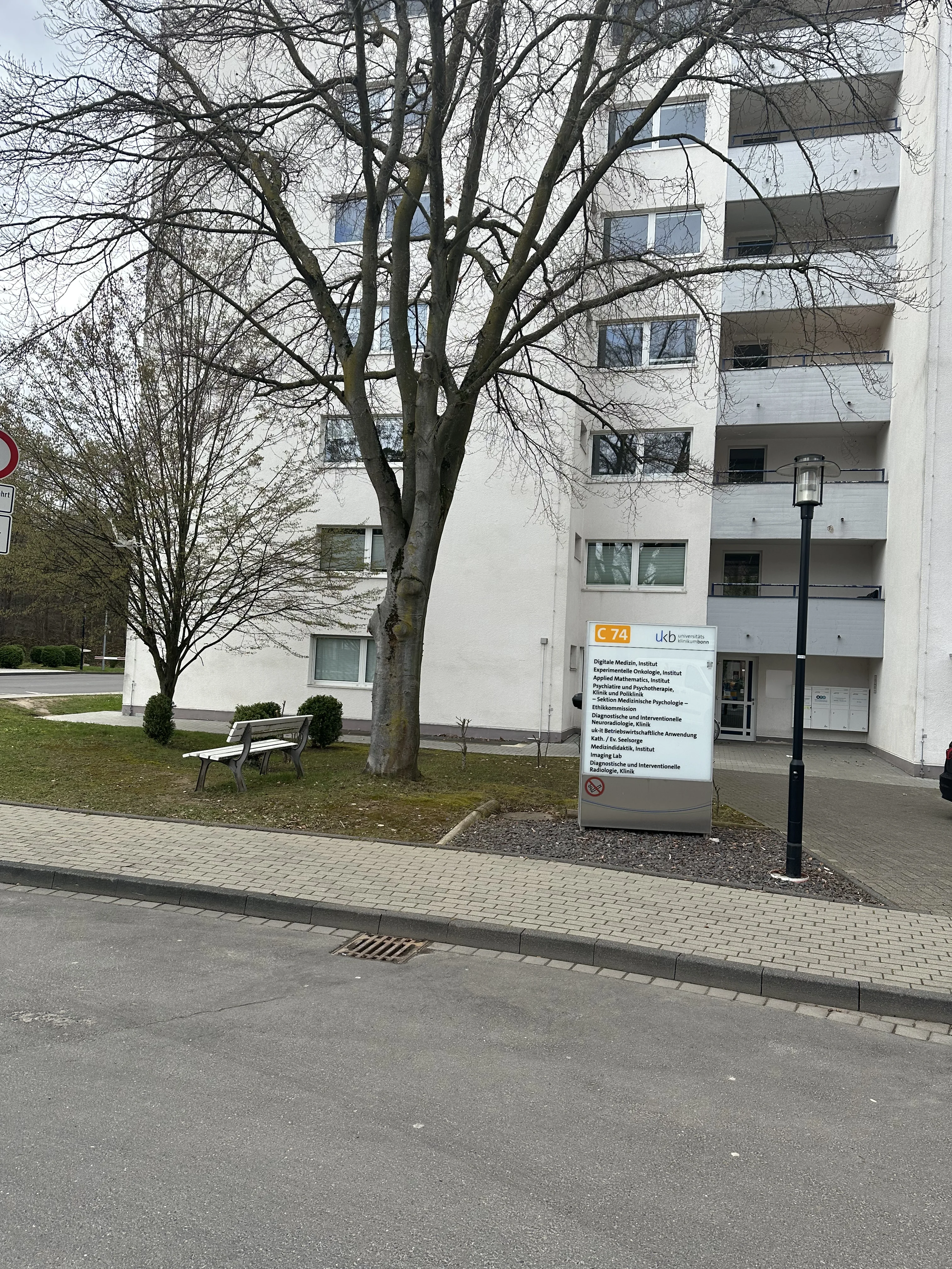 Institut2.png